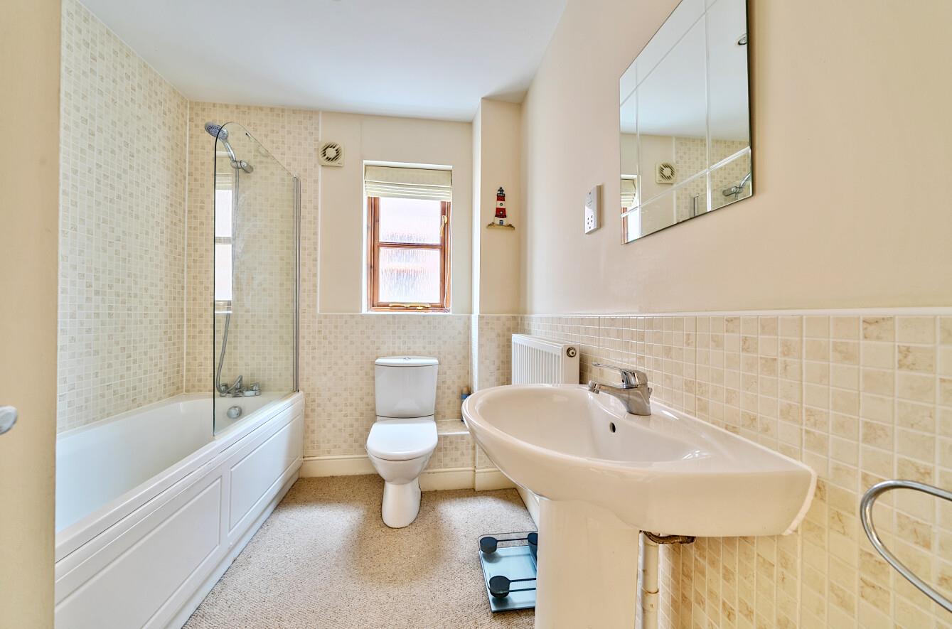 Parc Y Felin, Sketty, Swansea, SA2 8BN